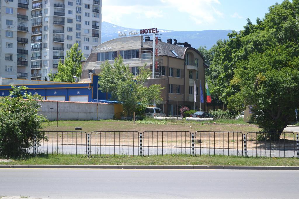 Elate Plaza Hotel Sofia Exterior photo