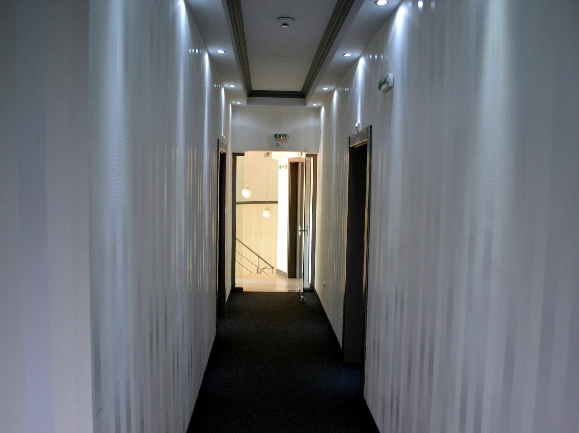 Elate Plaza Hotel Sofia Exterior photo