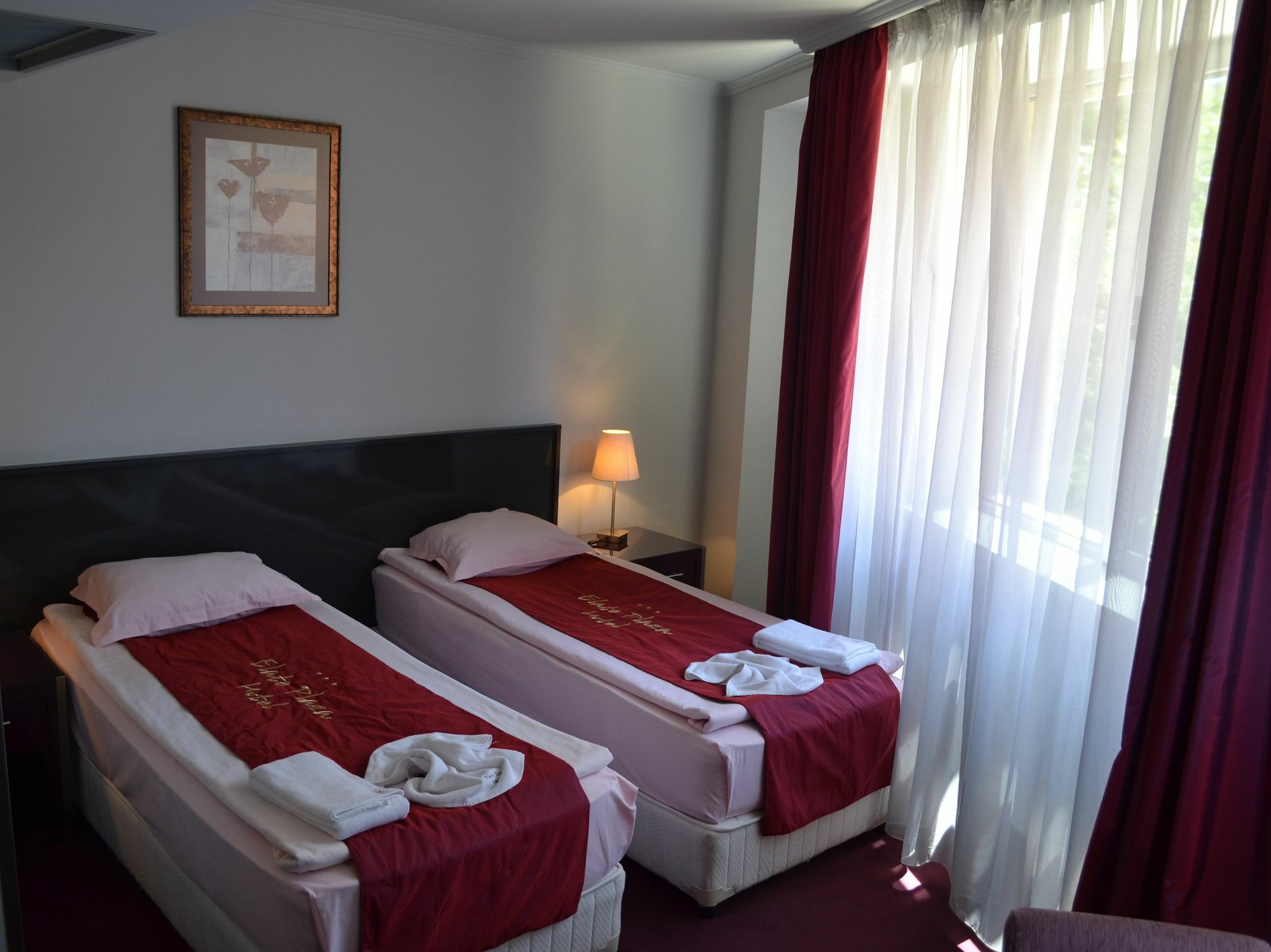 Elate Plaza Hotel Sofia Exterior photo
