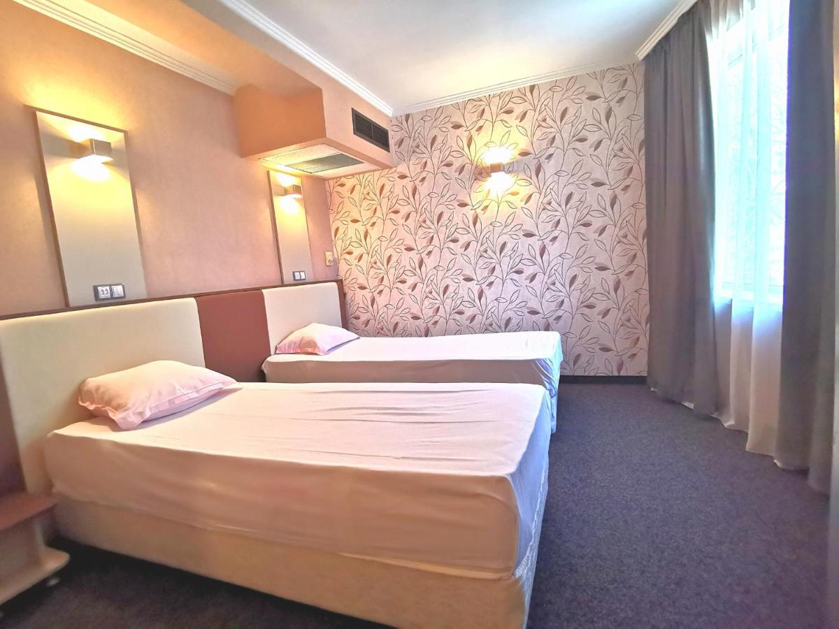 Elate Plaza Hotel Sofia Exterior photo