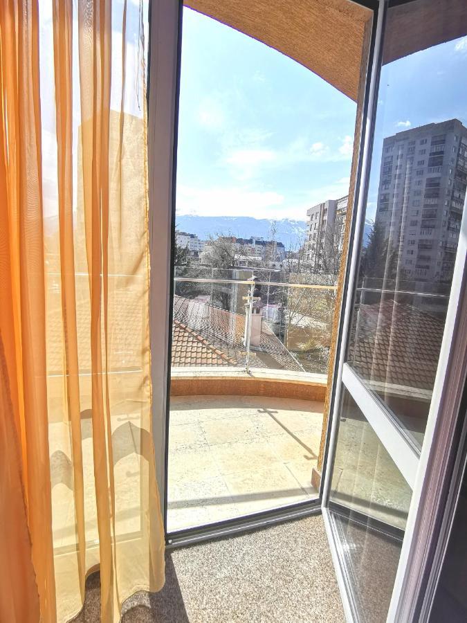 Elate Plaza Hotel Sofia Exterior photo